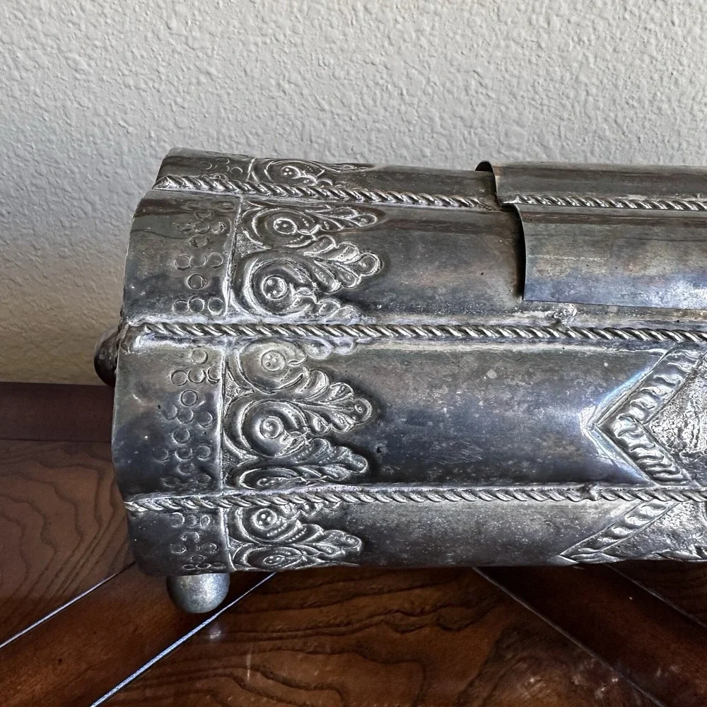 Antique VTG Barrel Shape Metal Box 16.5 Inch Footed Lidded Hammered‎ Ornate READ
